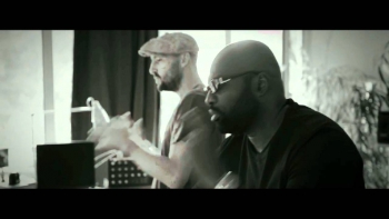 Richie Stephens ft. Gentleman - Live Your Life