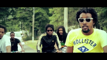 CHRONIXX " BEAT & A MIC " (Official Video)